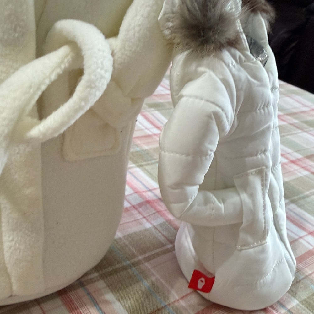 Stylish Cream and White PUFFIN DRINKWEAR BEVERAGE COOLER THE Pahka Jacket & Robe - Picture 4 of 7